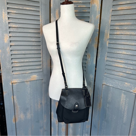 Dooney & Bourke Vintage Alto Leather Nylon Happy Crossbody Saddle Bag Black - Picture 16 of 16